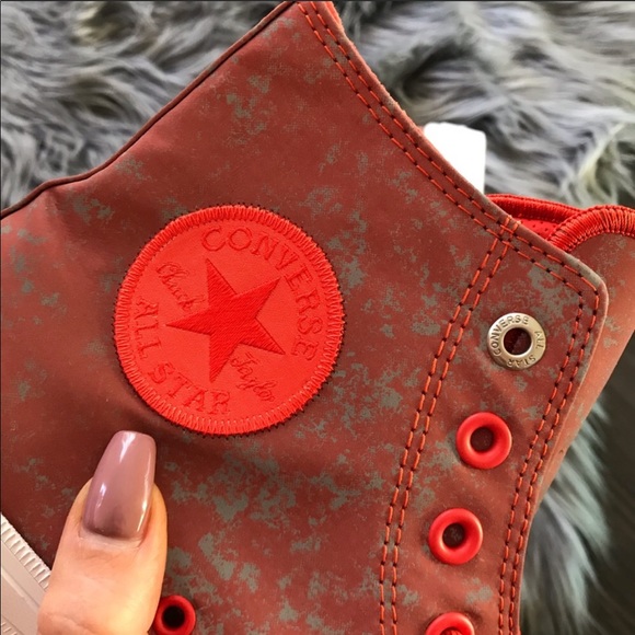 Converse Other - NWOB CONVERSE ALL STAR HI TOP MENS SIZE 10.5